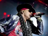 El cantante de Guns N'Roses, Axl Rose, en una actuación de su banda.
