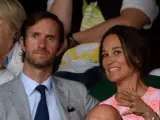 Pippa Middleton y James Matthews durante el torneo de Wimbledon en Londres.