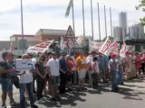 Movilización de trabajadores de Lauki ante Central Lechera Vallisoletana