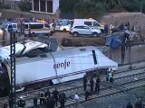 Imagen del siniestro del tren Alvia ocurrido en Santiago de Compostela (Galicia).