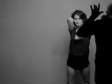 Penélope Cruz posa para Peter Lindbergh, en una captura del vídeo de la sesión de fotos de la actriz.