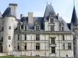 Castillo de La Rochefoucauld, en Francia.