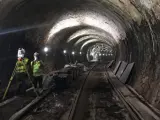 Operarios trabajando en las obras de la línea 1 de Metro de Madrid.