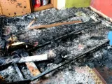 Dormitorio quemado en un incendio