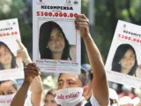 Familiares de víctimas de desaparición participan en una marcha en 2013 por calles de la fronteriza Ciudad Juárez, México, una de las mas castigadas por el crimen organizado.