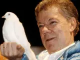 Fotografía de archivo del presidente de Colombia, Juan Manuel Santos, que ha sido galardonado con el premio Nobel de la Paz 2016 por sus esfuerzos por llevar la paz a su país tras 50 años de guerra civil.