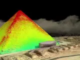 Una recreación termográfica de la pirámide de Keops, en Giza, donde se han localizado dos nuevas cavidades gracias a la tecnología de termografía infrarroja.