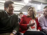 El presidente asturiano, Javier Fernández (i), junto a Susana Díaz y Guillermo Fernández Vara en un acto en enero de 2016.