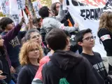 Estudiantes se manifiestan contra la LOMCE.