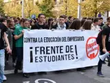 Escolares manifestándose, este miércoles en Zaragoza.