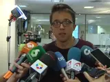 El portavoz de Unidos Podemos en el Congreso, Íñigo Errejón, ha alertado este viernes contra "el interés objetivo" del Gobierno de impulsar "una maniobra de distracción" con las protestas de Rodea el Congreso, de modo que se hable "más de vallas y del helicóptero" que de las políticas de Mariano Rajoy.
