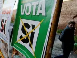 Carteles para el referéndum en Italia