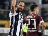 Gonzalo Higuaín celebra un gol en el partido entre Juventus y Torino.