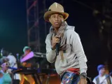 El cantante Pharrell Williams, en una actuación en el festival de música de Coachella en abril de 2014.