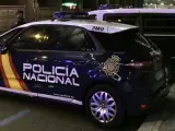 Varios vehículos de la Policía Nacional.