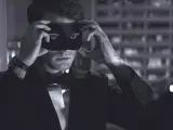 El antifaz negro que el actor Jamie Dorna lleva en la película 50 sombras más oscuras.