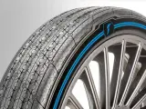 Los nuevos neumáticos inteligentes de Goodyear tienen menos surcos y una huella diferente que les da un mayor agarre.