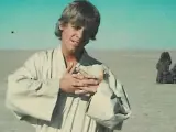 El actor Mark Hamill, en la que podría ser su primera foto como Luke Skywalker.