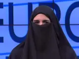 Beatriz Rojo, presentadora y subdirectora de Intereconomía, con un niqab.