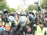 Concentración de moteros en Madrid contra los guardarraíles.