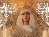 Procesión de la Virgen de la Esperanza de Triana de Sevilla.