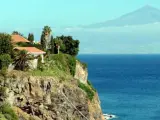 Desde el Parador de La Gomera se ve la isla de Tenerife y la cumbre del Teide.