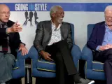 Los actores Alan Arkin, Morgan Freeman y Michael Cain durante una entrevista para 20minutos.