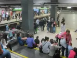 Un andén durante una jornada de huelga del Metro de Barcelona.