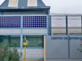 Imagen de la entrada del Centro de Internamiento de Extranjeros (CIE) de la Zona Franca.