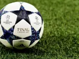 El balón oficial del torneo de Liga de Campeones de la UEFA, con el que se jugará la final del torneo el próximo 3 de junio en Cardiff (Reino Unido).