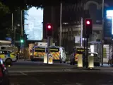 Lugar donde una furgoneta conducida por supuestos terroristas atropelló a decenas de personas en Londres.