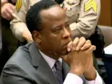 Conrad Murray escucha la sentencia por la muerte de Michael Jackson: cuatro años de prisión.
