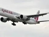 Un avi&oacute;n de Qatar Airways.
