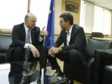 Pedro Sánchez en su reunión con Pierre Moscovici.