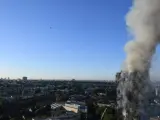 Aspecto del incendio en la Torre Grenfell en Lancaster West Estate en Londres, que ha destruido el edificio de 27 plantas.