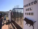 La entrada de la finca Puerto del Toro, en la localidad cordobesa de Villanueva del Rey, donde encontraron muerto el expresidente de Caja Madrid con un disparo en el pecho.