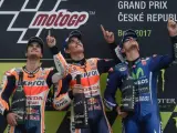 Pedrosa, Márquez y Lorenzo completaron un podio español en el que el recuerdo a Ángel Nieto fie el verdadero protagonista.