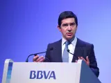 Torres (BBVA) cree que la corrupción no afectará al crecimiento económico español