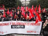 Cientos de personas secundan en C-LM las concentraciones sindicales para pedir a Rajoy más diálogo social