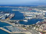 Nueva jornada de paro en los puertos, con "cierta actividad" en las horas no afectadas por la huelga