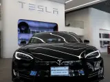 Tesla alcanza un valor burs&aacute;til de 60.380 millones de d&oacute;lares pese a sus p&eacute;rdidas