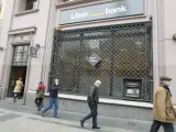 Liberbank inicia la sesión de nuevo con pérdidas y cae un 18%, por debajo de los 0,7 euros