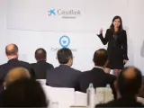 Caixabank reúne a un centenar de empresarios para debatir sobre perspectivas y riesgos de la economía global