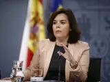 Sáenz de Santamaría asegura que se está recuperando "todo el empleo femenino destruido durante la crisis"