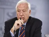 Margallo confía en que Bruselas no multe a España por superar el objetivo de déficit