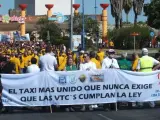 Élite Taxi Sevilla convoca una nueva manifestación para el día 31 y un paro de varias horas de duración