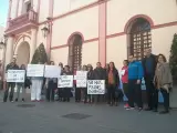 Protesta de la plantilla de ayuda a domicilio de Alcalá por los retrasos en sus nóminas