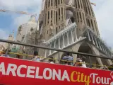 El Ayuntamiento dice que el ataque a un bus turístico de Barcelona es un "hecho aislado"