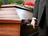 Fotografía de un funeral en una imagen de archivo.