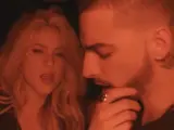 Shakira y Maluma en el videoclip de 'Chantaje'.